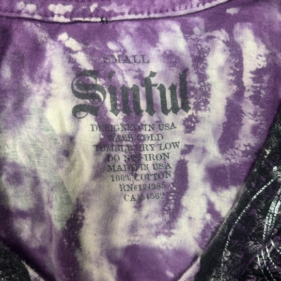 Sinful tie dye wings shirt - Picture 4 of 4